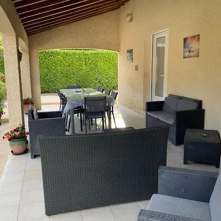 Villa In Occitania With Pool And Garden Vila *