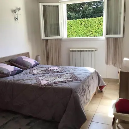 Villa In Occitania With Pool And Garden * Saint-Laurent-la-Vernède